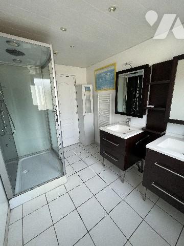 Maison 5 pièces 150 m² sur un terrain de 800 m² (MONDEVILLE)