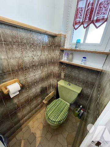 Maison 5 pièces 150 m² sur un terrain de 800 m² (MONDEVILLE)