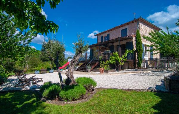 Villa de 266 m2 sur 1615 m2 de terrain