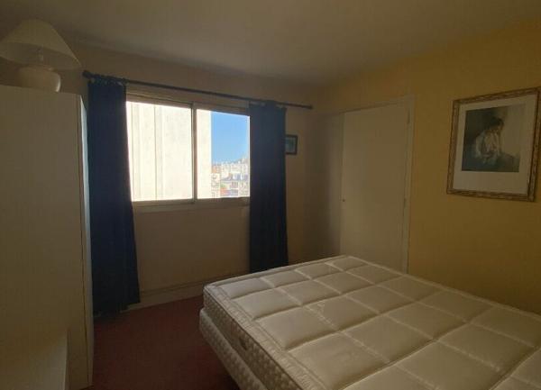 Appartement à vendre    3 pièces • 79 m2 Les Sables-d'Olonne