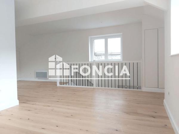 Location Appartement 3 pièces 69.25 m² - 9 RUE GALLOIS Blois 41000