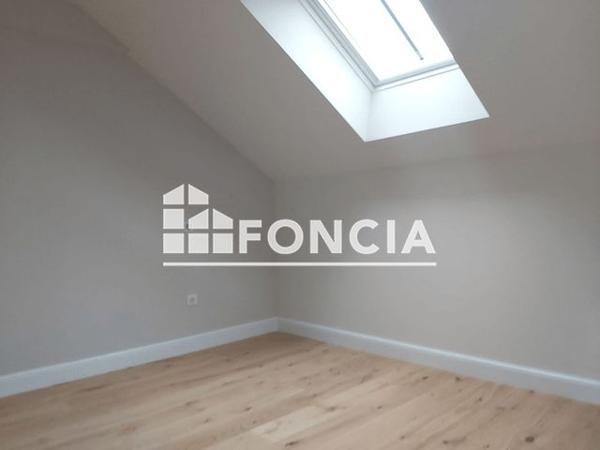 Location Appartement 3 pièces 69.25 m² - 9 RUE GALLOIS Blois 41000