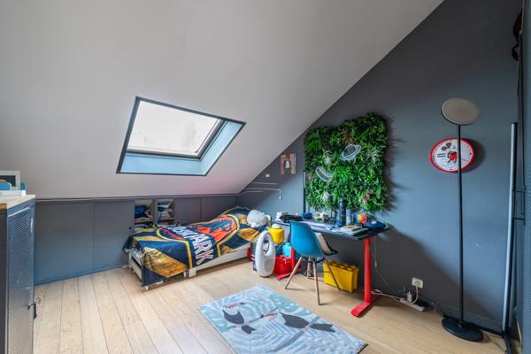 Maison
         9 pièces
        - 252 m² Bien prestige 1 499 000 €*