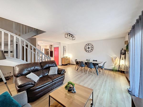 Maison Hennebont 3 chambres, avec garage et terrasse. 73 m2