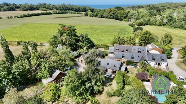 Propriété 6 gîtes en pierre, piscine et annexe