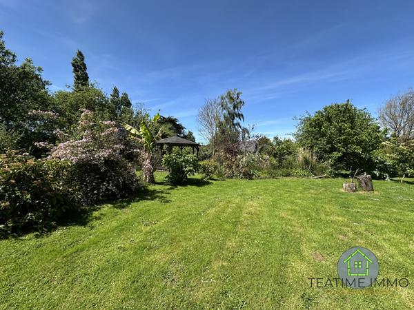 Propriété 6 gîtes en pierre, piscine et annexe