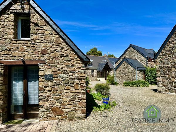 Propriété 6 gîtes en pierre, piscine et annexe