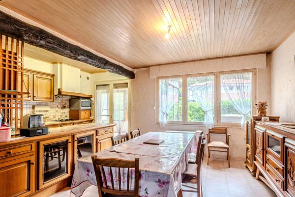 À vendre à Sciez, maison de caractère de 130 m² avec un beau terrain attenant