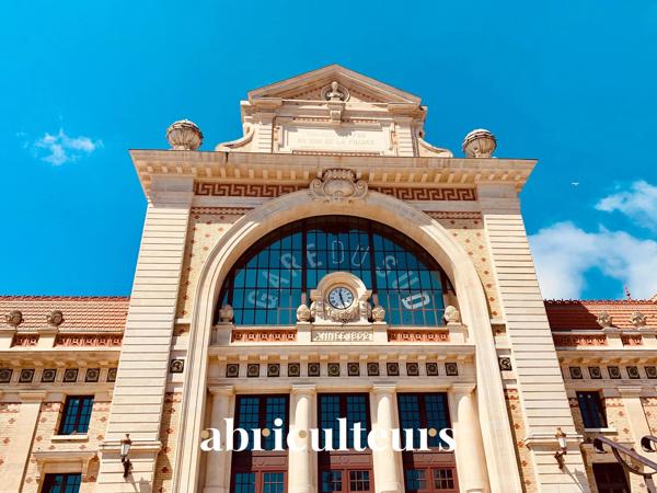 Local professionnel rénové 40 m² avec parking privé en vente au Quartier Libération à Nice (06000)
