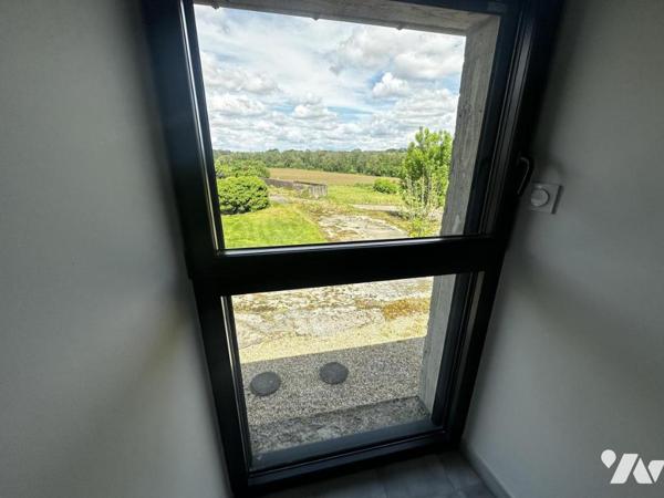 A VENDRE 56 PLOEREN, proche Vannes et Arradon, belle propriété, sur terrain 43 245 m² + hangar