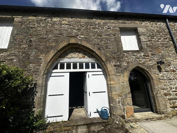 A VENDRE 56 PLOEREN, proche Vannes et Arradon, belle propriété, sur terrain 43 245 m² + hangar