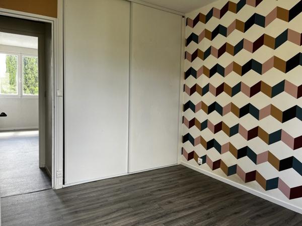Appartement à vendre 133 000 € Libourne 4 p 75 m² DPE D