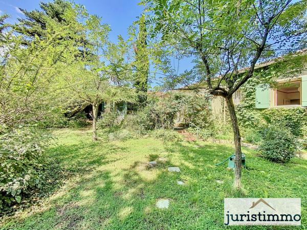 Saint-Saturnin-lès-Avignon (84450) Grande maison familiale