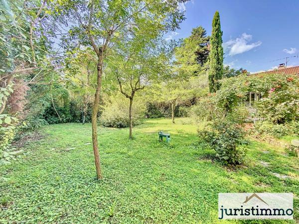 Saint-Saturnin-lès-Avignon (84450) Grande maison familiale