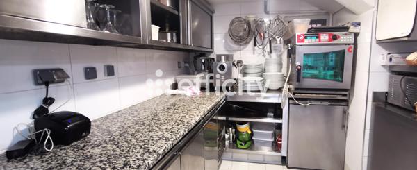 Fonds De Commerce
        
        - 105 m² 275 000 € *