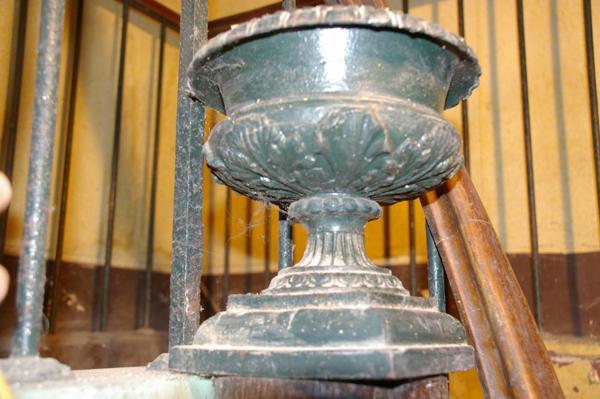 Dpt Ain (01), à vendre SAINT JULIEN SUR REYSSOUZE immeuble