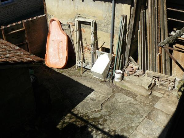 Dpt Ain (01), à vendre SAINT JULIEN SUR REYSSOUZE immeuble