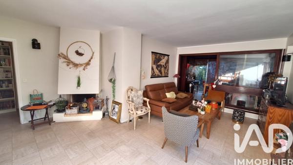 Appartement à vendre 4 pièces 75 m² Le Chesnay-Rocquencourt