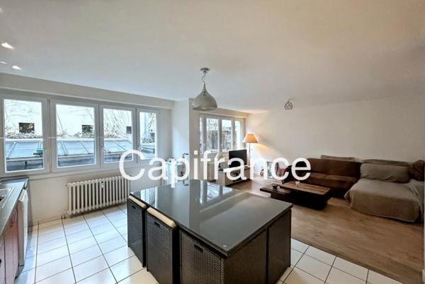 Bel appartement T2, cave, garage possible, à vendre hyper centre ANNECY (74)