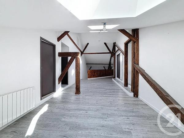 Appartement à vendre  5 pièces - 107,50 m 2   BOIS D AMONT  - 39