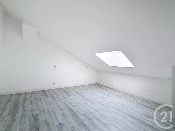 Appartement à vendre  5 pièces - 107,50 m 2   BOIS D AMONT  - 39
