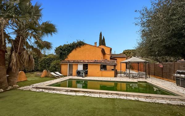 Maison à vendre    4 pièces • 110 m2 Fréjus