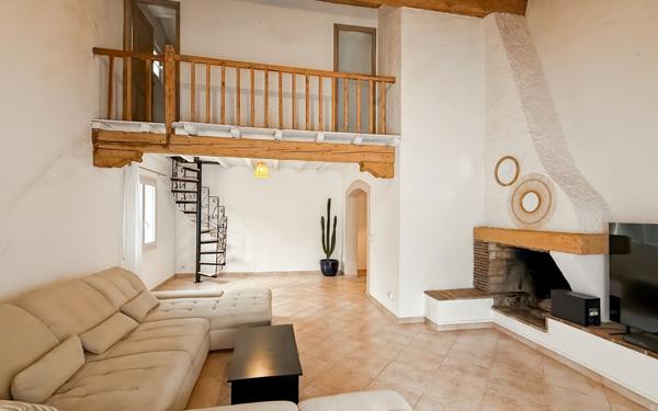 Maison à vendre    4 pièces • 110 m2 Fréjus