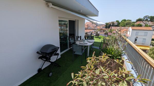 Saint-Palais-sur-Mer (17420) Aperçu océan - Appartement T3 de 67m2 centre-ville de Saint Palais - prix de vente 451500€ HAI