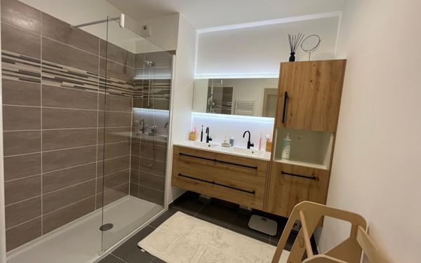 Appartement à vendre    3 pièces • 58,81 m2 Auribeau-sur-Siagne