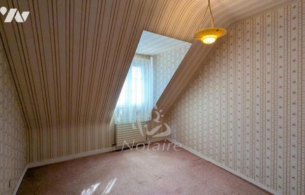 Plouescat, bel emplacement à proximité de la Baie du Kernic et des plages sur un terrain de 1600 m2 