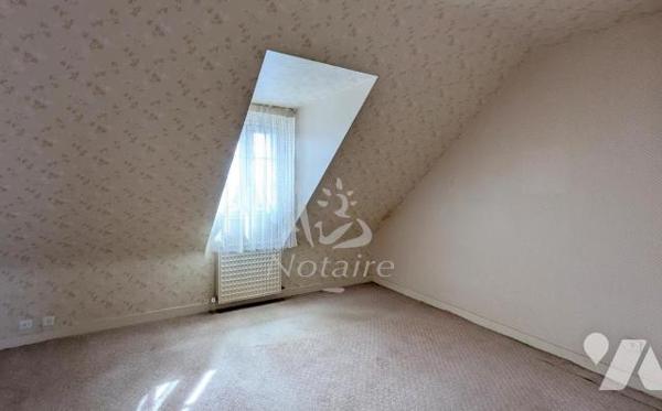 Plouescat, bel emplacement à proximité de la Baie du Kernic et des plages sur un terrain de 1600 m2 