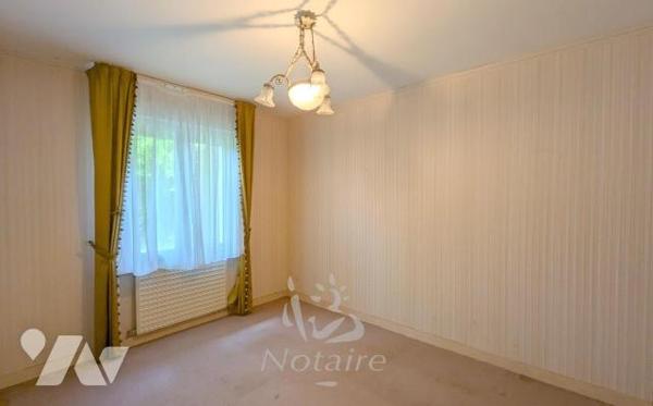 Plouescat, bel emplacement à proximité de la Baie du Kernic et des plages sur un terrain de 1600 m2 