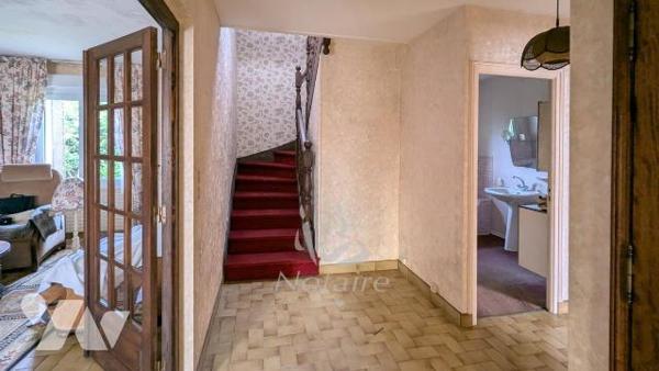 Plouescat, bel emplacement à proximité de la Baie du Kernic et des plages sur un terrain de 1600 m2 