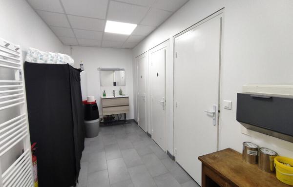 Local d'activité et Entrepôts 887 m2  - Romans-sur-Isère