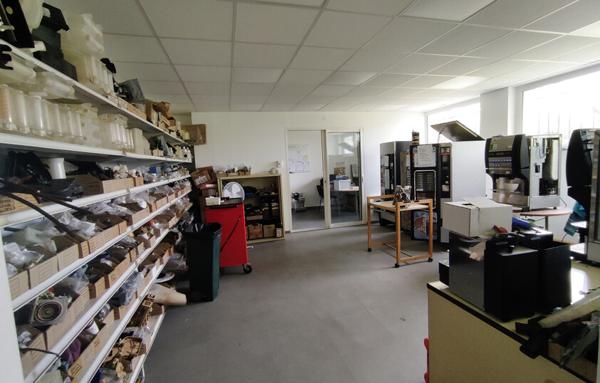 Local d'activité et Entrepôts 887 m2  - Romans-sur-Isère