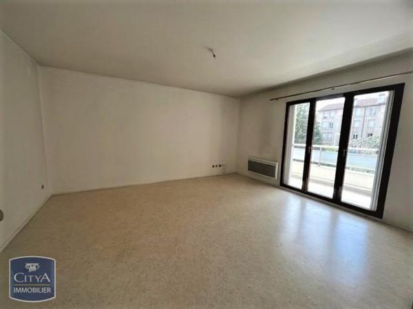 Appartement à louer 2 pièces 46.69m²