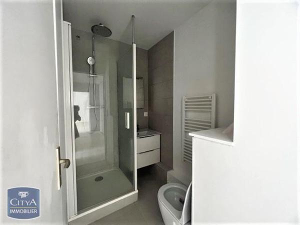Appartement à louer 2 pièces 46.69m²