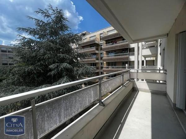 Appartement à louer 2 pièces 46.69m²