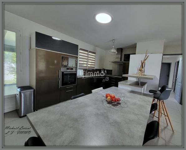 Maison familiale 148 m2 à Ambarès et Lagrave