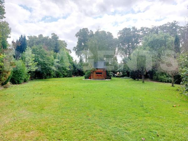 🌿 À Vendre – Terrain d’Exception avec Dépendance | Calme Absolu