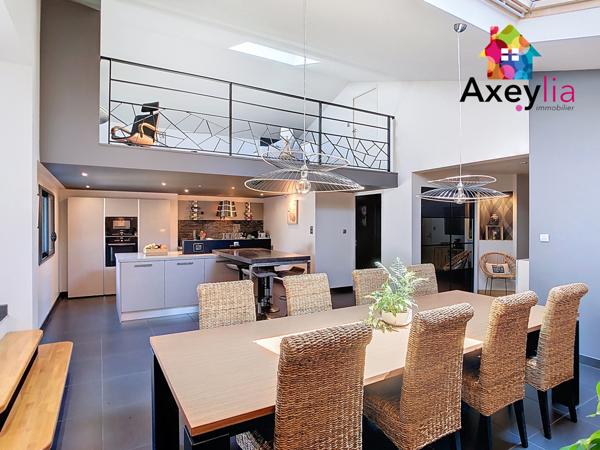 Roanne (42300) A VENDRE - ROANNE - LOFT AVEC TERRASSE SANS VIS-À-VIS ET GARAGE