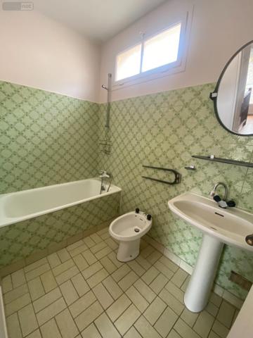 Appartement à louer à Salornay-sur-Guye en Saône-et-Loire (71250), ref :