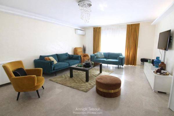 Villeurbanne Gratte-ciel - Parc du Centre, superbe appartement familial de 122m² avec balcon de 12m²