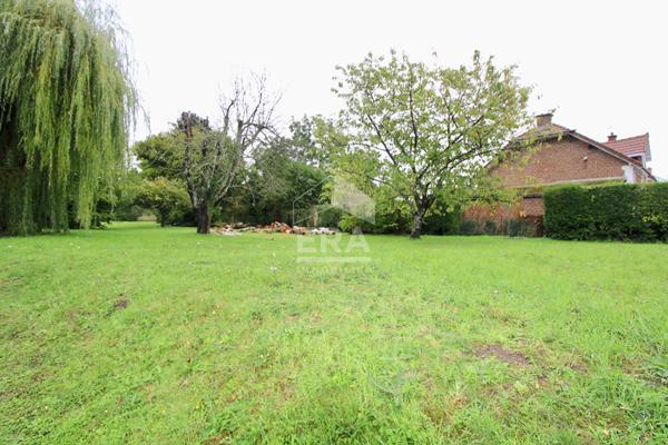 PAVILLON INDÉPENDANT SUR 3850 M2  DE TERRAIN , FORÊT GOBANAISE