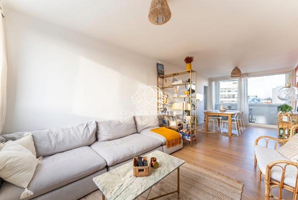 Spacieux T3 de 67 m² Traversant avec Vue Fourvière – Lyon 8ème