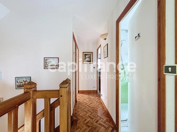 Maison 212 m2 à Fondettes proche du centre ville, 7 chambres