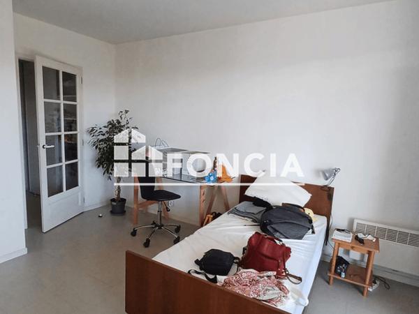 Location Studio 25.48 m² - 75 BLD DES ETATS-UNIS La Roche Sur Yon 85000