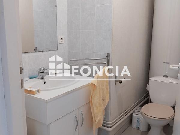 Location Studio 25.48 m² - 75 BLD DES ETATS-UNIS La Roche Sur Yon 85000