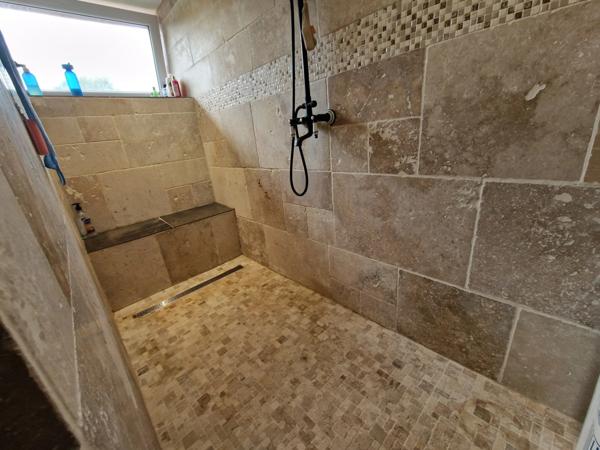 Propriete à vendre proche LURE (70) FERME T7 RENOVEE avec DEPENDANCES