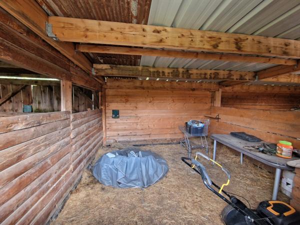 Propriete à vendre proche LURE (70) FERME T7 RENOVEE avec DEPENDANCES